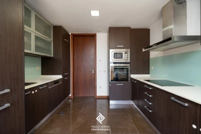 Apartamento T2 para Arrendamento em Canidelo