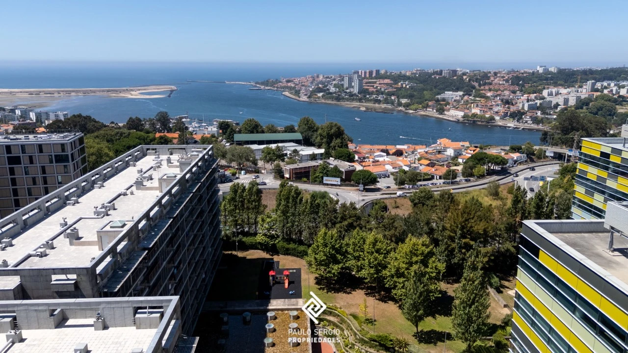 Apartamento T4 para Venda em Santa Marinha e São Pedro da Afurada Foto 21