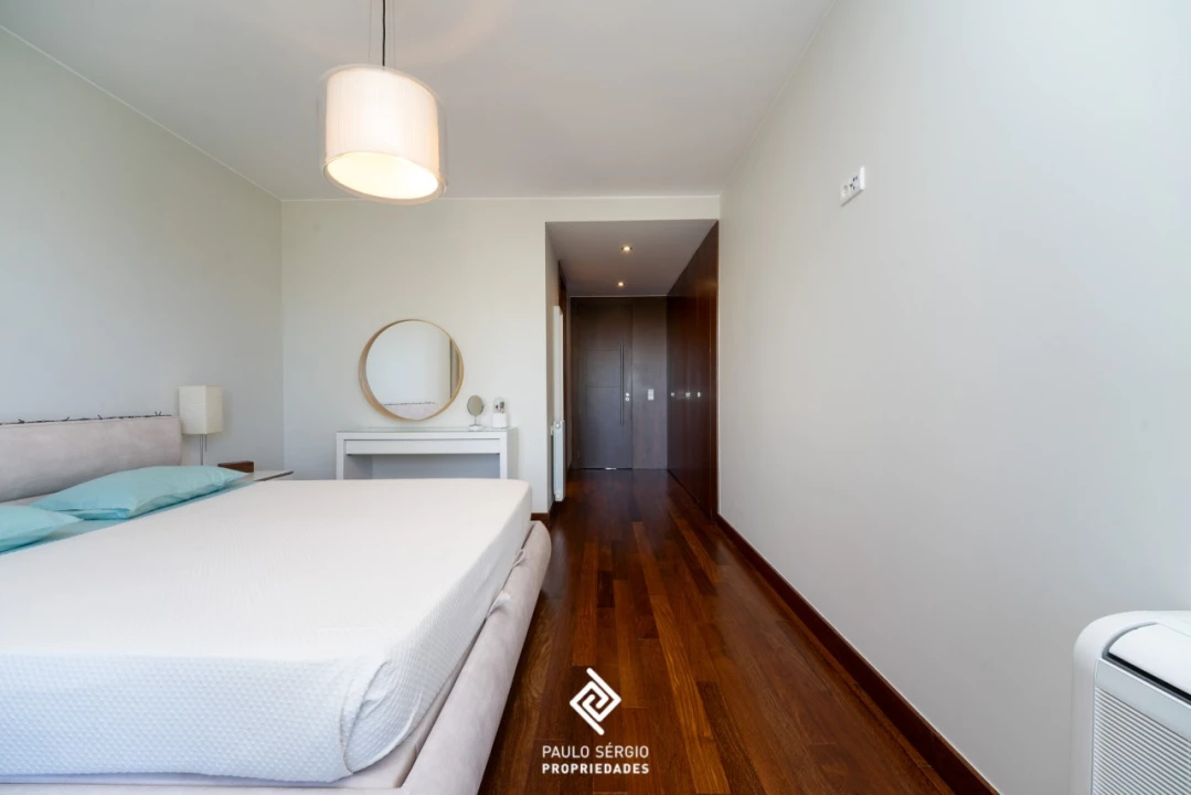 Apartamento T4 para Venda em Santa Marinha e São Pedro da Afurada Foto 13