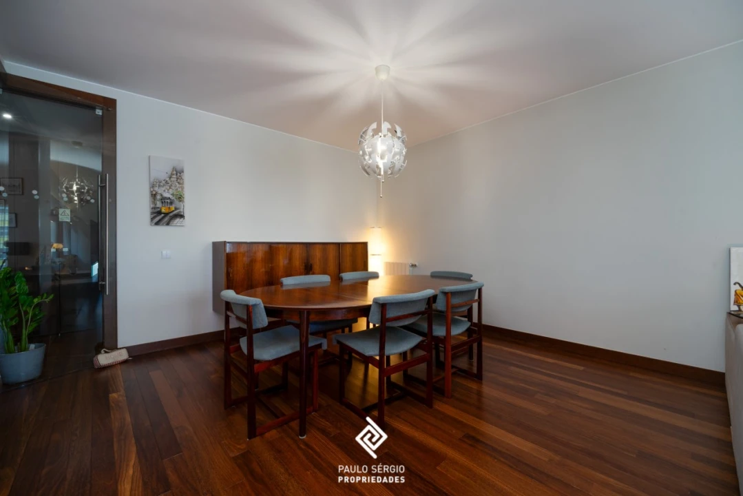 Apartamento T4 para Venda em Santa Marinha e São Pedro da Afurada Foto 4