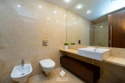 Apartamento T4 para Venda em Santa Marinha e São Pedro da Afurada