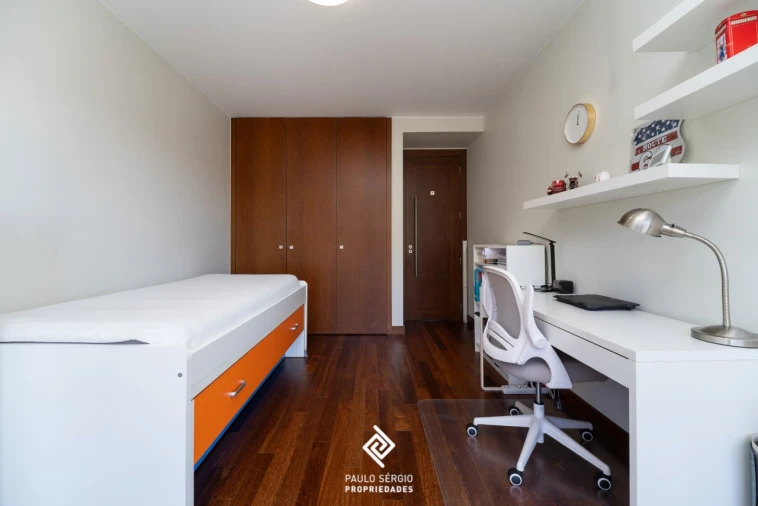 Apartamento T4 para Venda em Santa Marinha e São Pedro da Afurada Foto 15