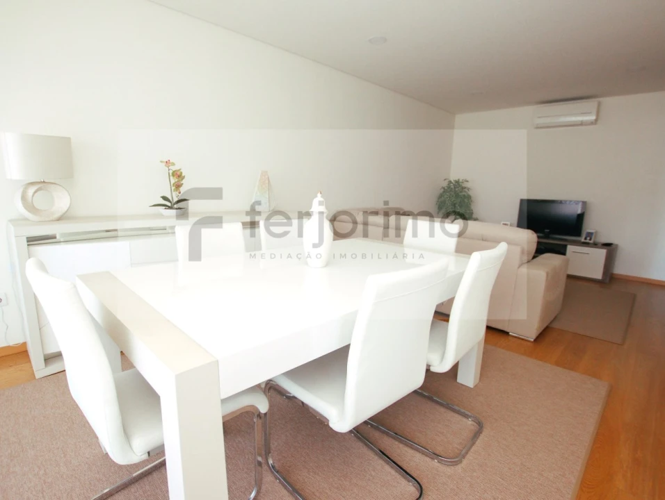 Apartamento T2 para Venda em Creixomil Foto 8