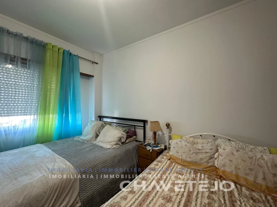 Apartamento T1 para Venda em São João Baptista e Santa Maria dos Olivais Foto 8