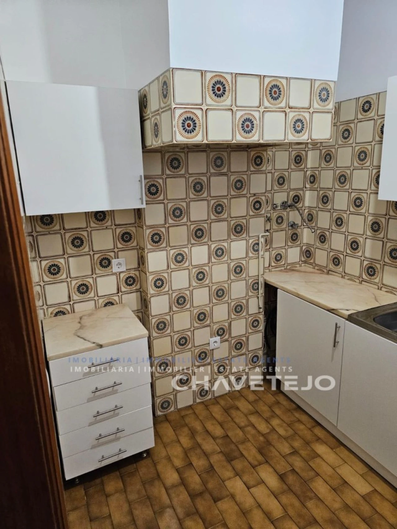 Apartamento T1 para Venda em São João Baptista e Santa Maria dos Olivais Foto 1