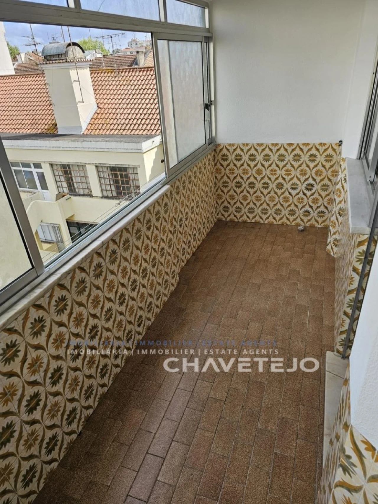 Apartamento T1 para Venda em São João Baptista e Santa Maria dos Olivais Foto 3