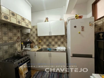 Apartamento T1 para Venda em São João Baptista e Santa Maria dos Olivais