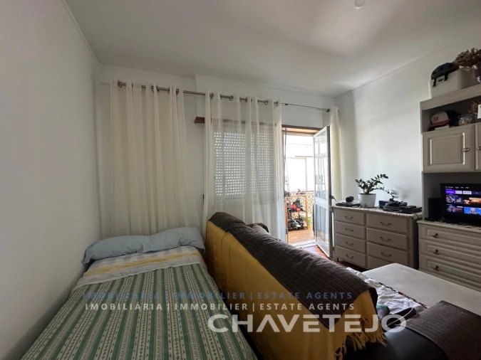 Apartamento T1 para Venda em São João Baptista e Santa Maria dos Olivais Foto 5
