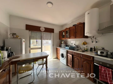 Apartamento T1 para Venda em São João Baptista e Santa Maria dos Olivais