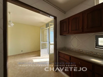 Apartamento T2 para Venda em São João Baptista e Santa Maria dos Olivais