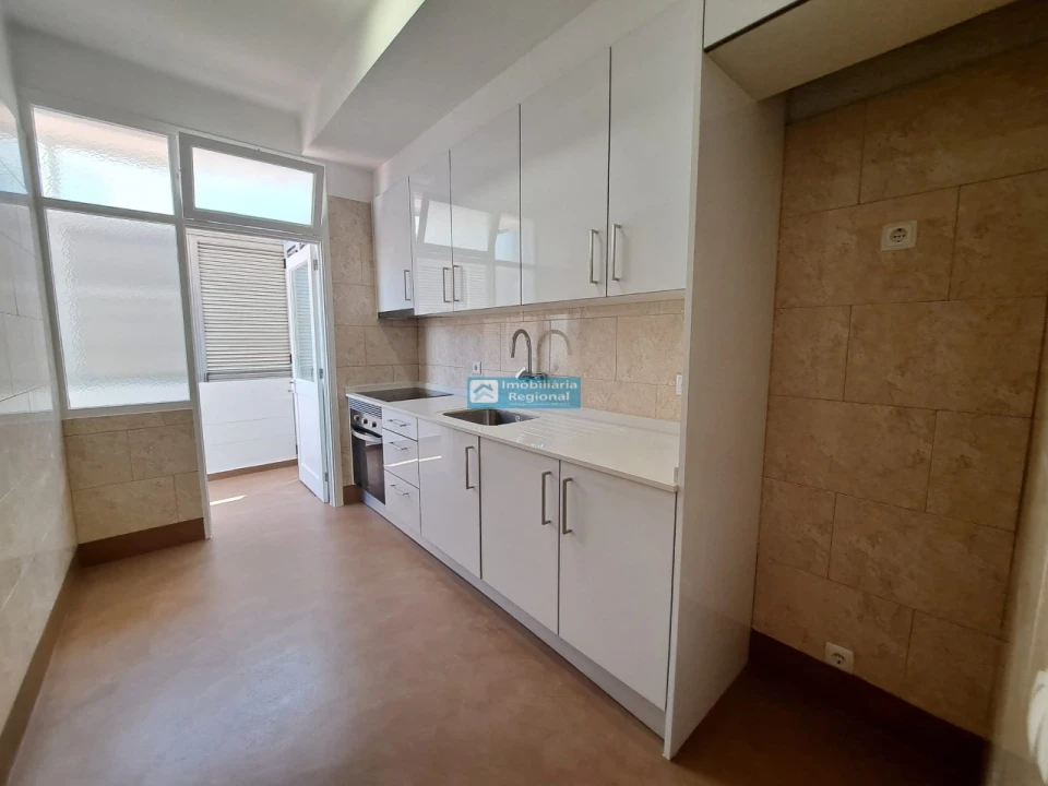 Apartamento T2 para Venda em Funchal (Se) Foto 4