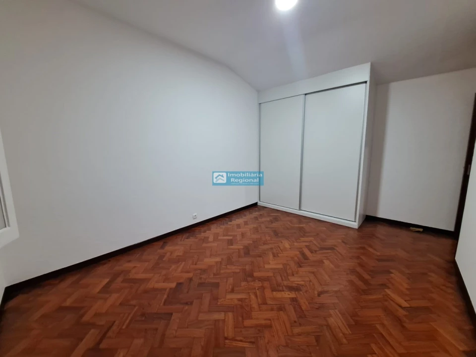 Apartamento T2 para Venda em Funchal (Se) Foto 5