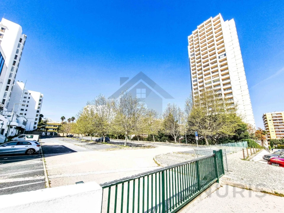 Apartamento T1 para Venda em Portimão Foto 21