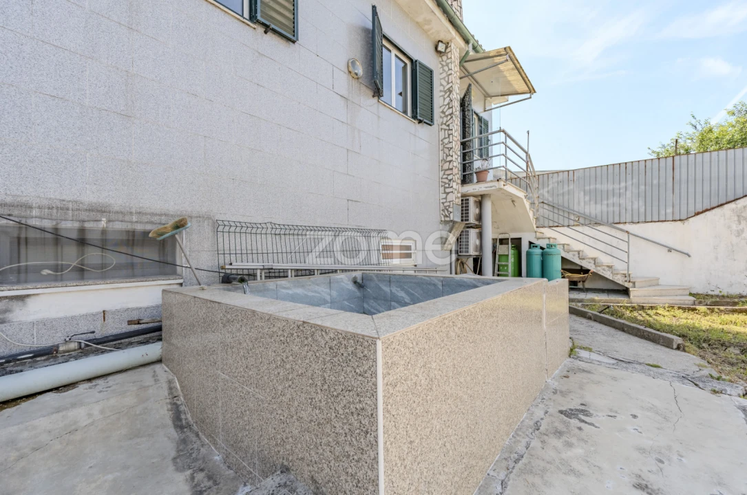 Moradia T5 para Venda em Este (São Pedro e São Mamede) Foto 46