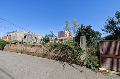 Moradia T2 para Venda em São João da Madeira