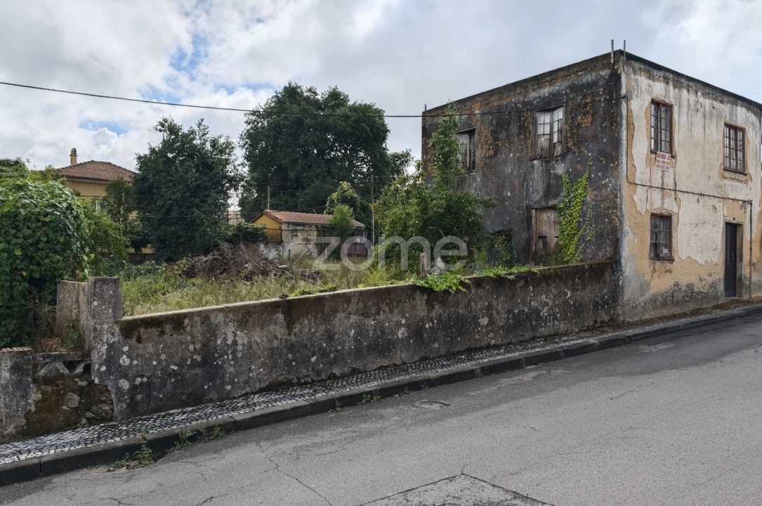 Moradia T2 para Venda em São João da Madeira Foto 3