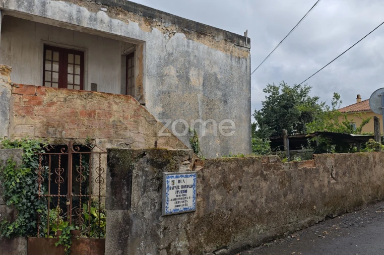 Moradia T2 para Venda em São João da Madeira Foto 6