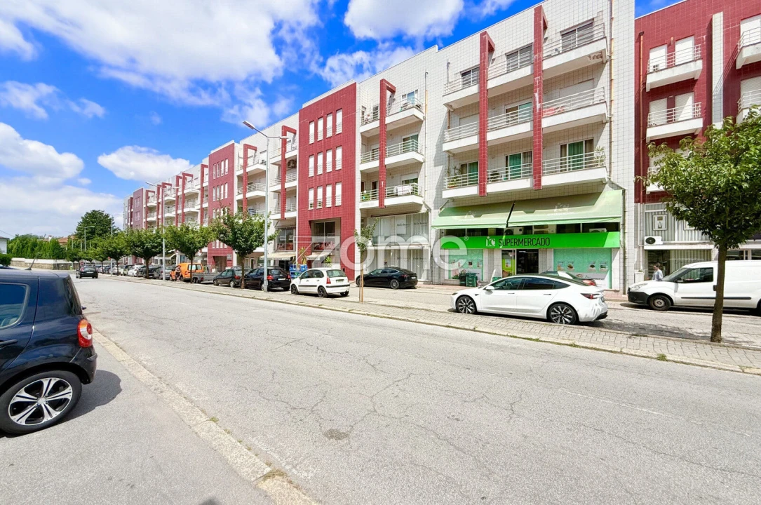 Apartamento T1 para Venda em Riba de Ave Foto 2