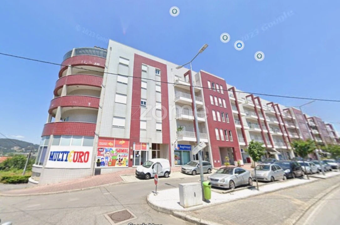 Apartamento T1 para Venda em Riba de Ave Foto 5