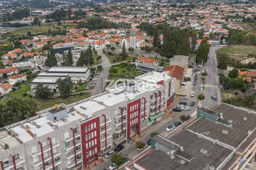 Apartamento T1 para Venda em Riba de Ave Foto 2