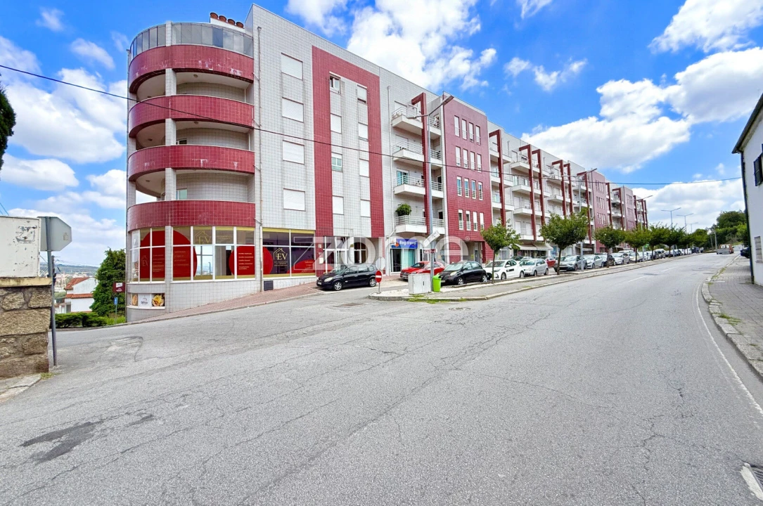 Apartamento T1 para Venda em Riba de Ave Foto 1