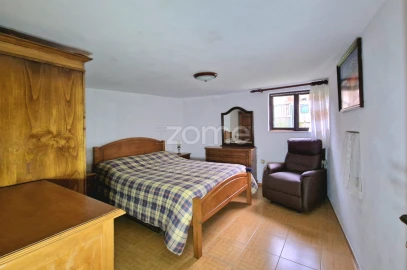 Moradia T2 para Venda em Sezelhe e Covelães