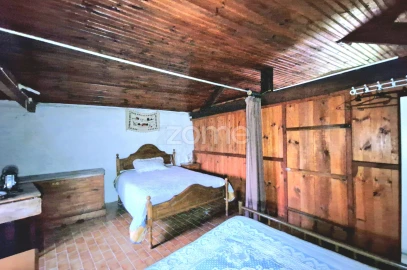 Moradia T2 para Venda em Sezelhe e Covelães