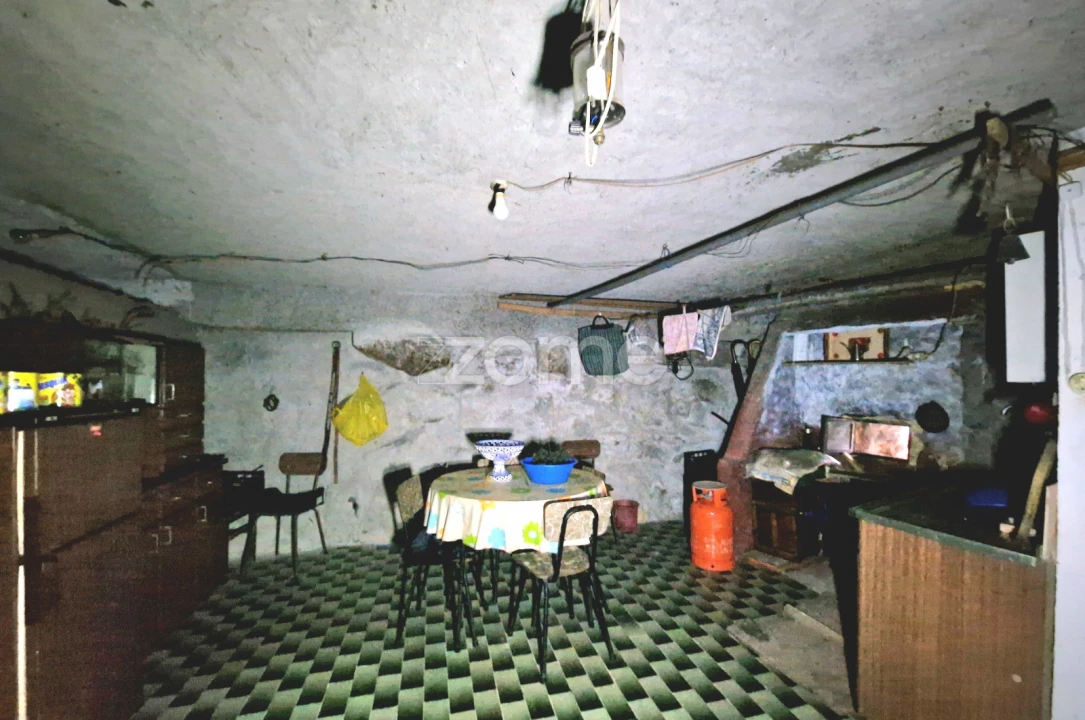 Moradia T2 para Venda em Sezelhe e Covelães Foto 15