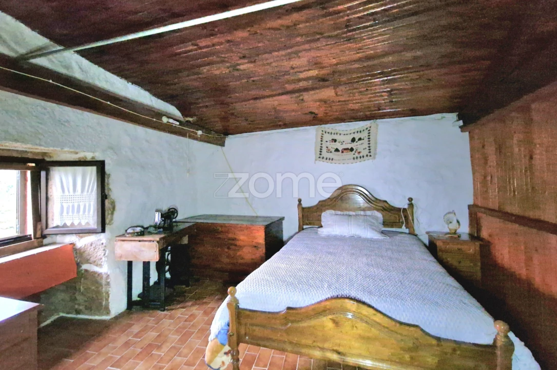 Moradia T2 para Venda em Sezelhe e Covelães Foto 16