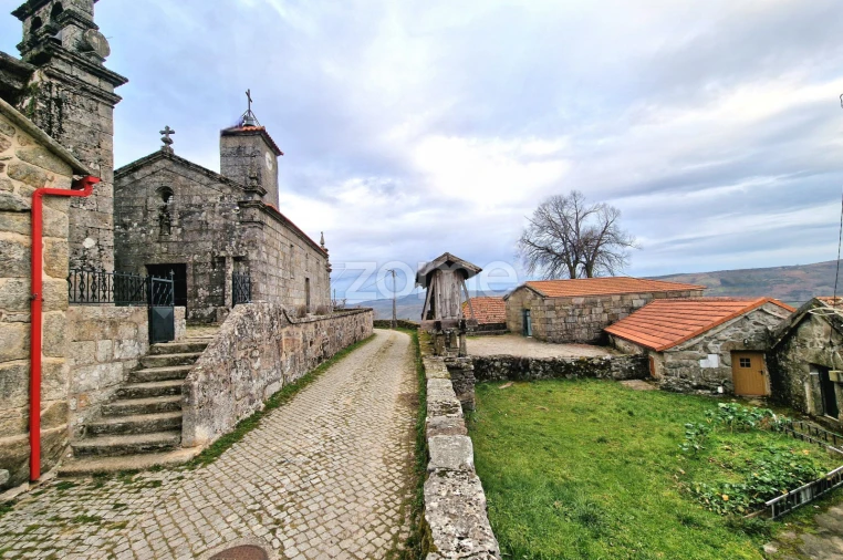 Moradia T2 para Venda em Sezelhe e Covelães Foto 28