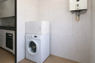 Apartamento T1 para Arrendamento em Santa Maria da Feira, Travanca, Sanfins e Espargo
