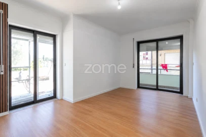 Apartamento T1 para Arrendamento em Santa Maria da Feira, Travanca, Sanfins e Espargo