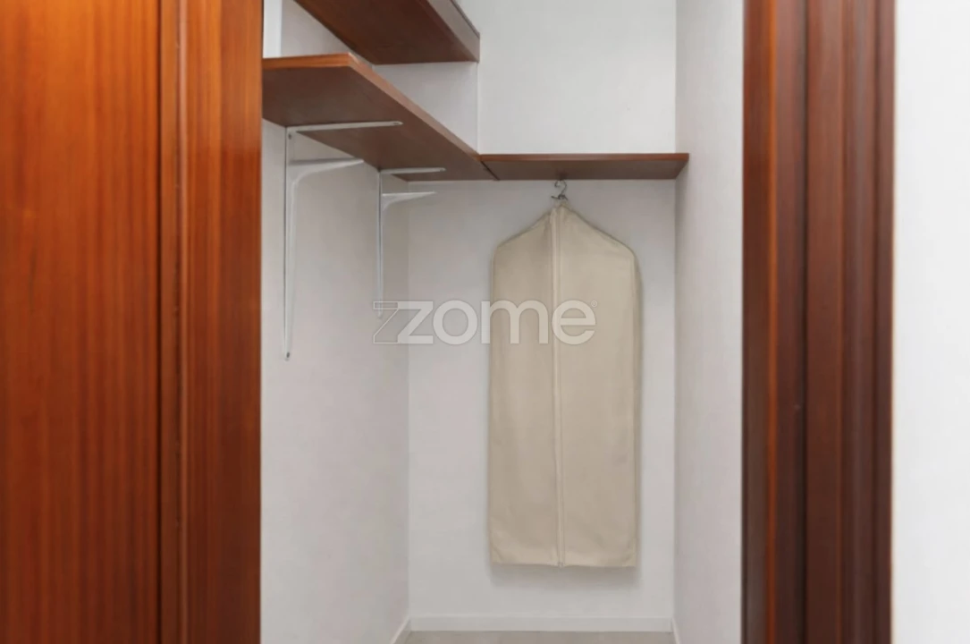 Apartamento T1 para Arrendamento em Santa Maria da Feira, Travanca, Sanfins e Espargo Foto 9