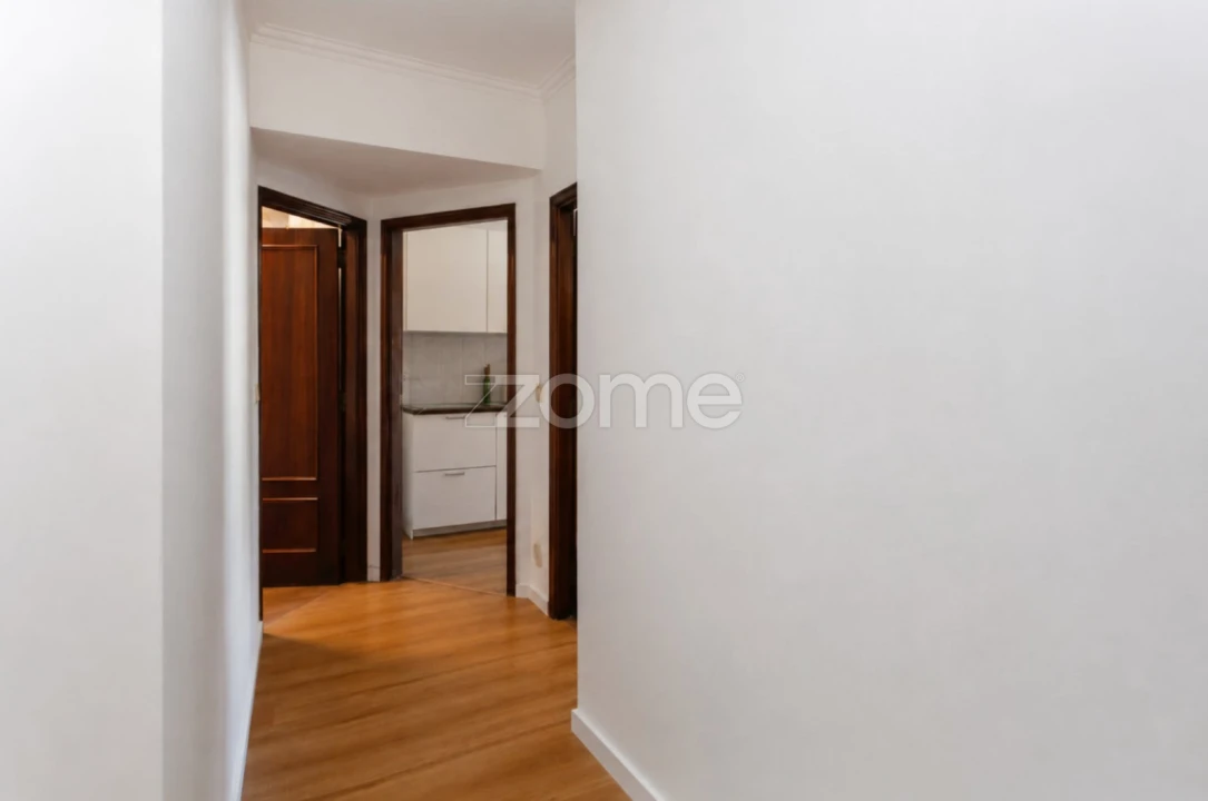 Apartamento T1 para Arrendamento em Santa Maria da Feira, Travanca, Sanfins e Espargo Foto 5