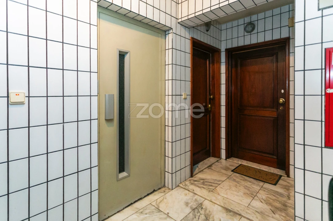 Apartamento T1 para Arrendamento em Santa Maria da Feira, Travanca, Sanfins e Espargo Foto 13