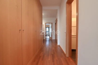 Apartamento T3 para Venda em Avenidas Novas