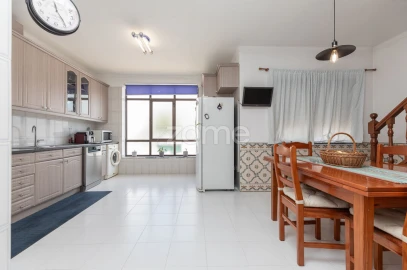 Apartamento T6 para Venda em Sé Nova, Santa Cruz, Almedina e São Bartolomeu