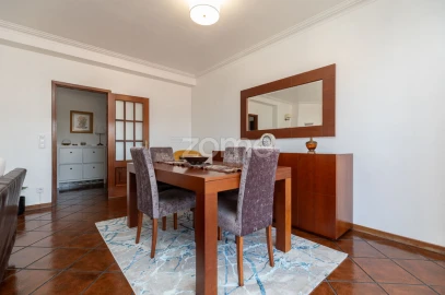 Apartamento T6 para Venda em Sé Nova, Santa Cruz, Almedina e São Bartolomeu
