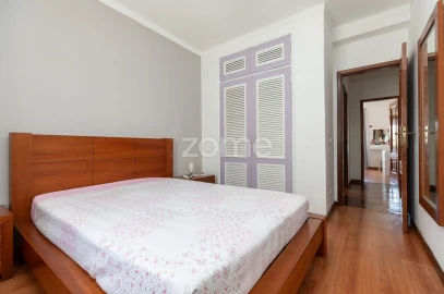 Apartamento T6 para Venda em Sé Nova, Santa Cruz, Almedina e São Bartolomeu