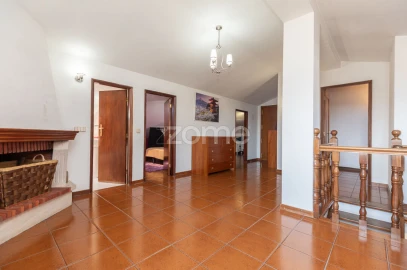 Apartamento T6 para Venda em Sé Nova, Santa Cruz, Almedina e São Bartolomeu