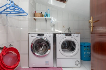 Apartamento T6 para Venda em Sé Nova, Santa Cruz, Almedina e São Bartolomeu