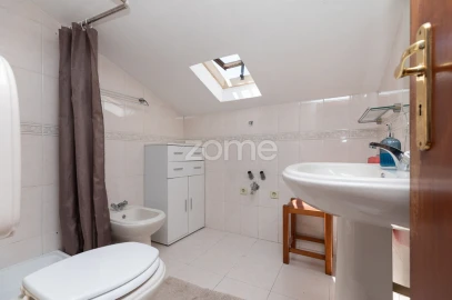 Apartamento T6 para Venda em Sé Nova, Santa Cruz, Almedina e São Bartolomeu