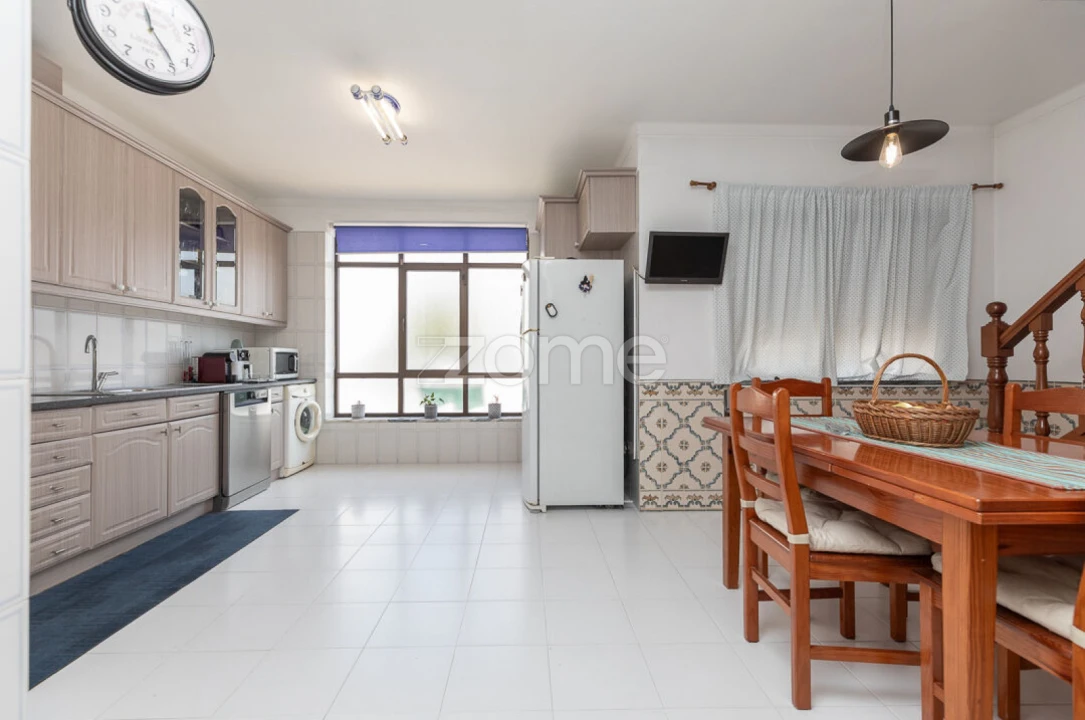 Apartamento T6 para Venda em Sé Nova, Santa Cruz, Almedina e São Bartolomeu Foto 19