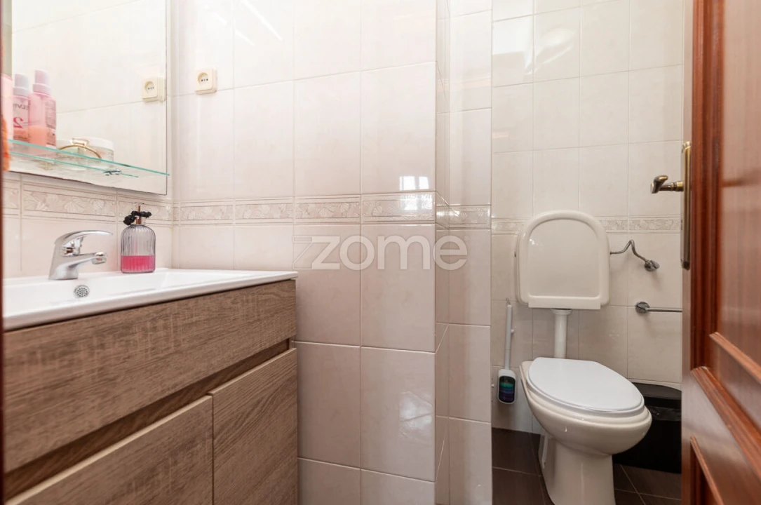 Apartamento T6 para Venda em Sé Nova, Santa Cruz, Almedina e São Bartolomeu Foto 14