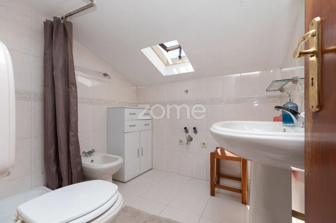 Apartamento T6 para Venda em Sé Nova, Santa Cruz, Almedina e São Bartolomeu Foto 27