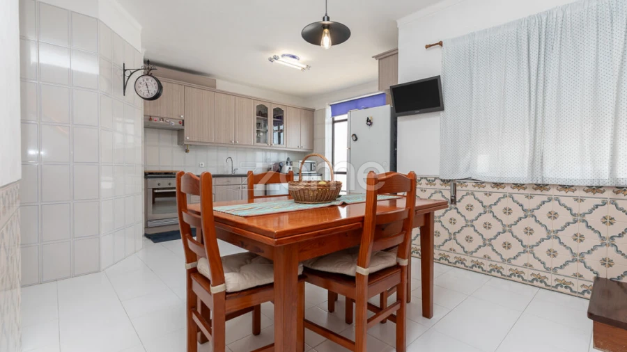 Apartamento T6 para Venda em Sé Nova, Santa Cruz, Almedina e São Bartolomeu