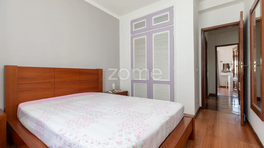 Apartamento T6 para Venda em Sé Nova, Santa Cruz, Almedina e São Bartolomeu