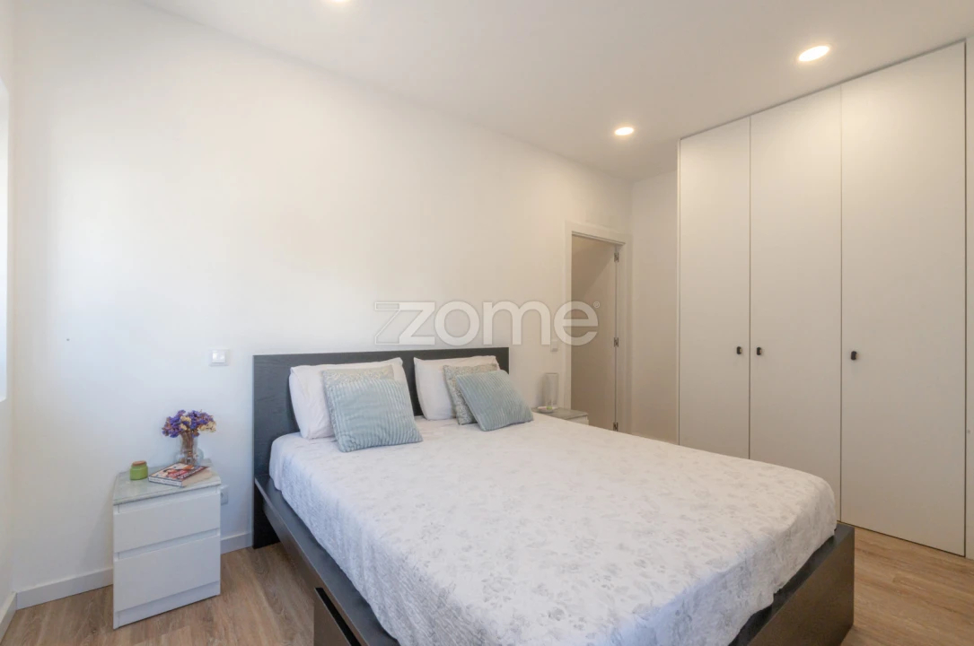 Moradia T2 para Venda em Trouxemil e Torre de Vilela Foto 23