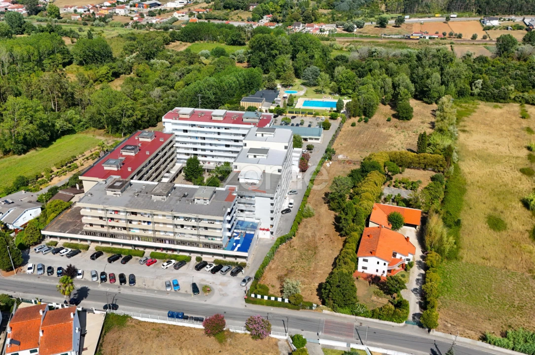Apartamento T1 para Venda em Tamengos, Aguim e Óis do Bairro Foto 8