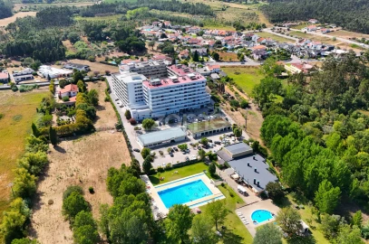 Apartamento T1 para Venda em Tamengos, Aguim e Óis do Bairro